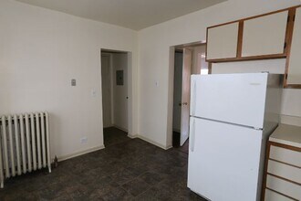 5736 N Winthrop Ave in Chicago, IL - Building Photo - Building Photo