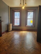 28 S Hartley St in York, PA - Building Photo