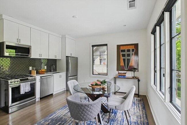 634 Bonaventure Ave NE in Atlanta, GA - Building Photo - Building Photo