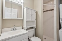 428 W 2nd St, Unit 2 in Boston, MA - Building Photo - Building Photo