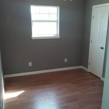 401 N Jones St in Baytown, TX - Foto de edificio - Building Photo