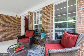 115 Richard Dr SE in Leesburg, VA - Building Photo - Building Photo