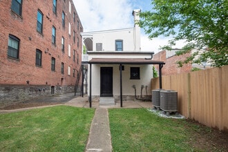 323 N Mulberry St in Lancaster, PA - Building Photo - Building Photo