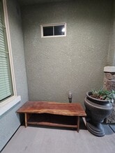 1306 Rdg Crk Ests Wy in Dinuba, CA - Building Photo - Building Photo