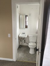 2134 Pine St-Unit -7 in Redding, CA - Building Photo - Building Photo