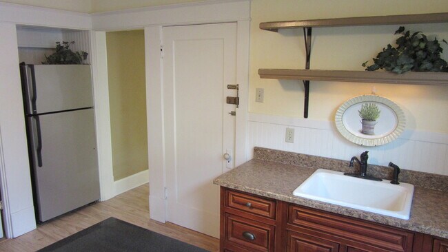 168 Ashland Ave in Buffalo, NY - Building Photo - Building Photo