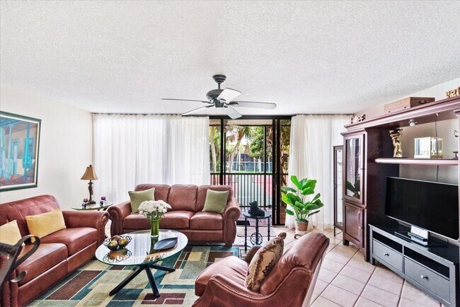 2831 SW 87th Ave, Unit #706 in Davie, FL - Foto de edificio - Building Photo
