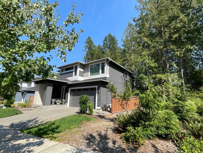 property at 4808 Amherst Way SW