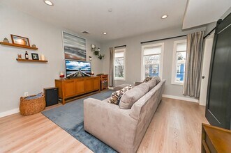 85 Everett St in Boston, MA - Building Photo - Building Photo