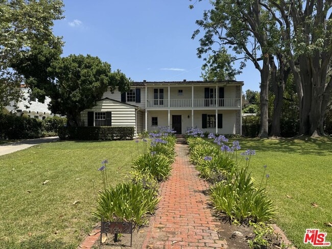 property at 642 Chaucer Rd