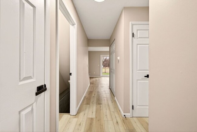 14 Elm St in Bloomfield, NY - Building Photo - Building Photo