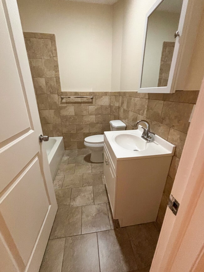 195 Main St, Unit 2L in Orange, NJ - Building Photo - Building Photo