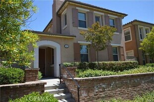 172 Sanctuary in Irvine, CA - Building Photo
