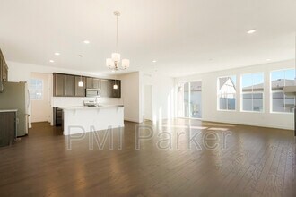6354 Stablecross Trl in Castle Pines, CO - Foto de edificio - Building Photo