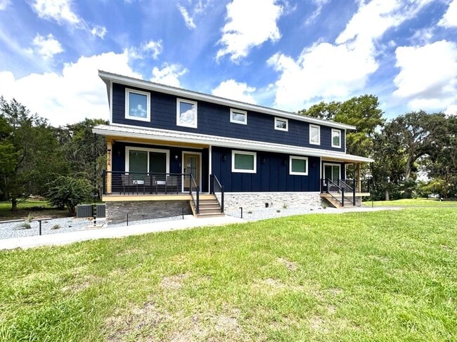 419 N Apopka Ave in Inverness, FL - Building Photo - Building Photo