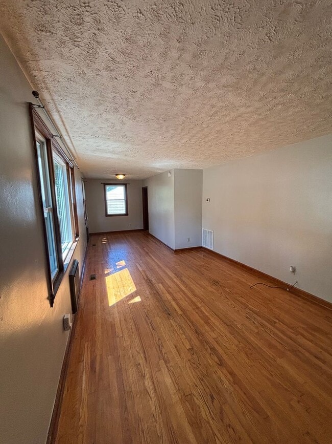 1240 E Moody Ave in Knoxville, TN - Building Photo - Building Photo