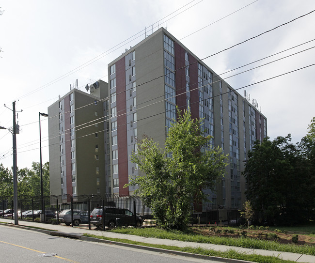 Must be age 62+ - The Atrium at Collegetown in Atlanta, GA - Building Photo - Building Photo