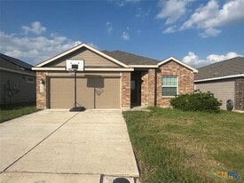 2425 Arctic Warbler in New Braunfels, TX - Building Photo