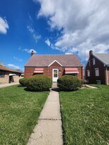 116 W 49th Ave in Gary, IN - Building Photo