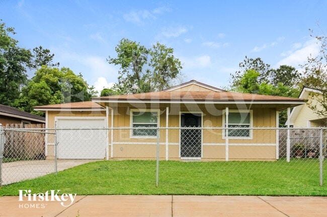 property at 7742 Club Duclay Dr