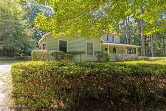225 Mitchell Rd in Southern Pines, NC - Building Photo - Building Photo