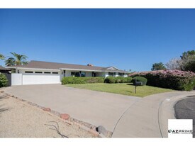 8611 N 18th Ave in Phoenix, AZ - Building Photo