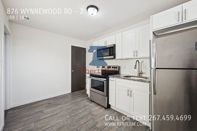 876 Wynnewood Rd in Philadelphia, PA - Building Photo - Building Photo