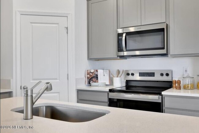 3471 Humphrey St in Green Cove Springs, FL - Building Photo - Building Photo