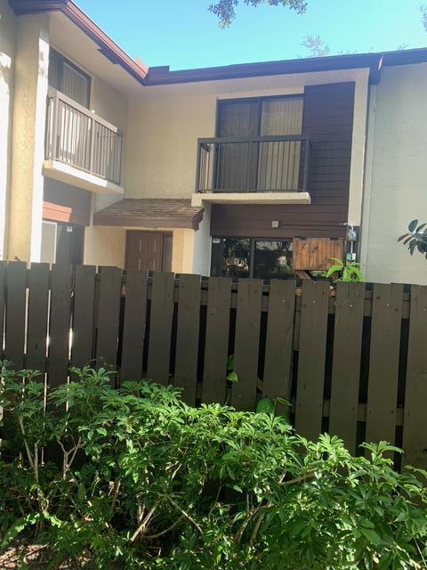 3599 Cocoplum Cir in Coconut Creek, FL - Building Photo