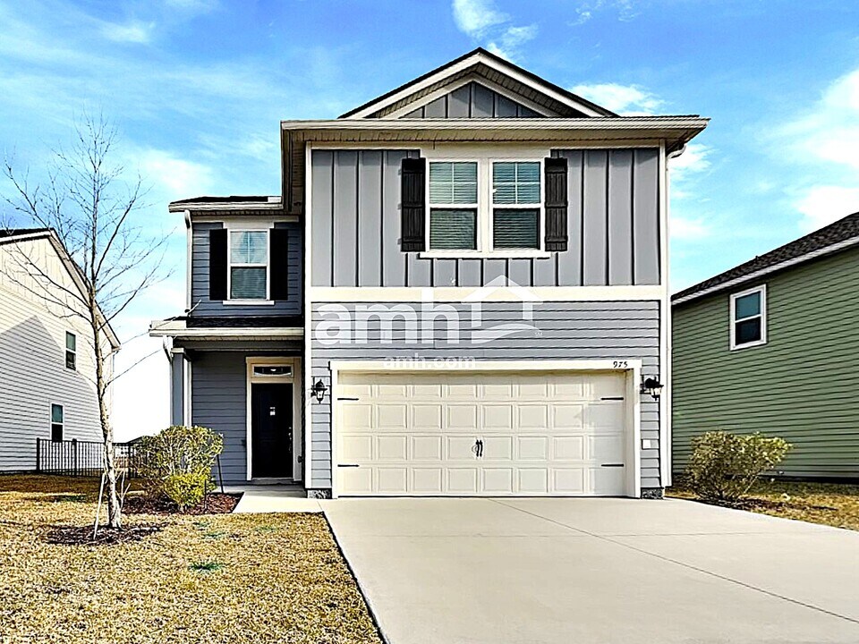 975 Tan Tara Trl in Jacksonville, FL - Building Photo