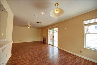 8332 Monico Valley Ct in Las Vegas, NV - Building Photo - Building Photo