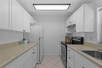 3351 Ramblewood Ct in Sarasota, FL - Building Photo - Building Photo