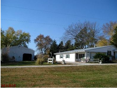 1525 Elm Dr in St. Clair, MO - Building Photo