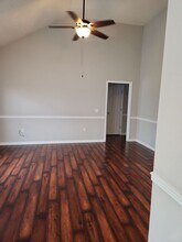 11819 Perry Crossing Pkwy in Sellersburg, IN - Building Photo - Building Photo