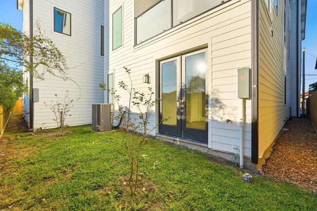 property at 3828 Wilmer St