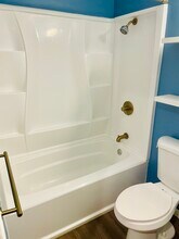 1734 Valleywood Ct, Unit 4 in Portage, MI - Foto de edificio - Building Photo