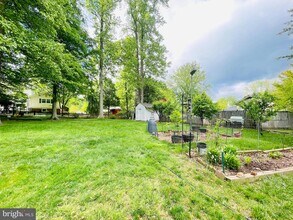 10929 Decatur Dr in Fairfax, VA - Building Photo - Building Photo