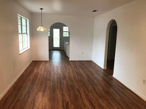 2608 Old Spanish Trail, Unit A in Daphne, AL - Foto de edificio - Building Photo