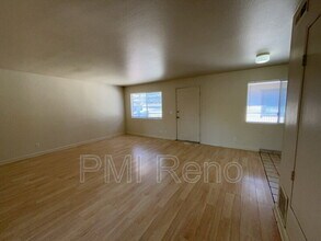 690 Field St in Sparks, NV - Building Photo - Building Photo