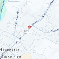 626 N Main St in Bridgewater, VA - Building Photo