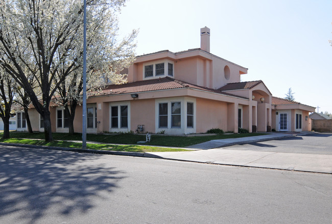 4291 N Millbrook Ave in Fresno, CA - Building Photo - Building Photo