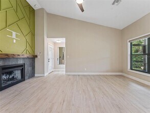 3350 Dunemoor Ct in Palm Harbor, FL - Building Photo - Building Photo