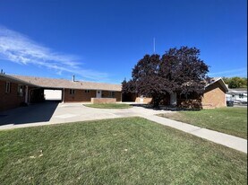 495 E Main St in American Fork, UT - Building Photo