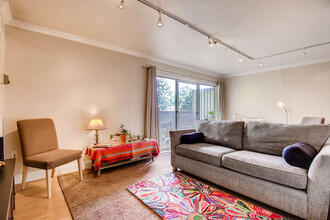 1313 Steele St-Unit -402 in Denver, CO - Building Photo - Building Photo