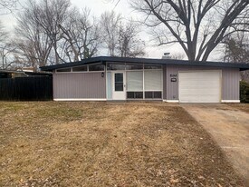 2805 Countryside Dr in Florissant, MO - Building Photo