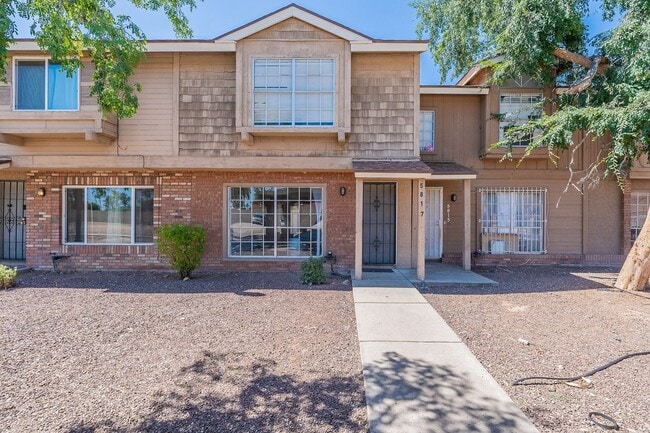 5817 N 59th Dr in Glendale, AZ - Building Photo - Building Photo