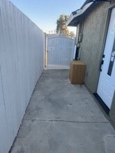 14192 Monterra Dr in Fontana, CA - Building Photo - Building Photo