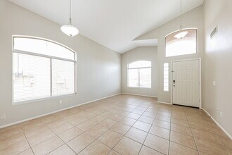 12529 W Colter St in Litchfield Park, AZ - Building Photo - Building Photo