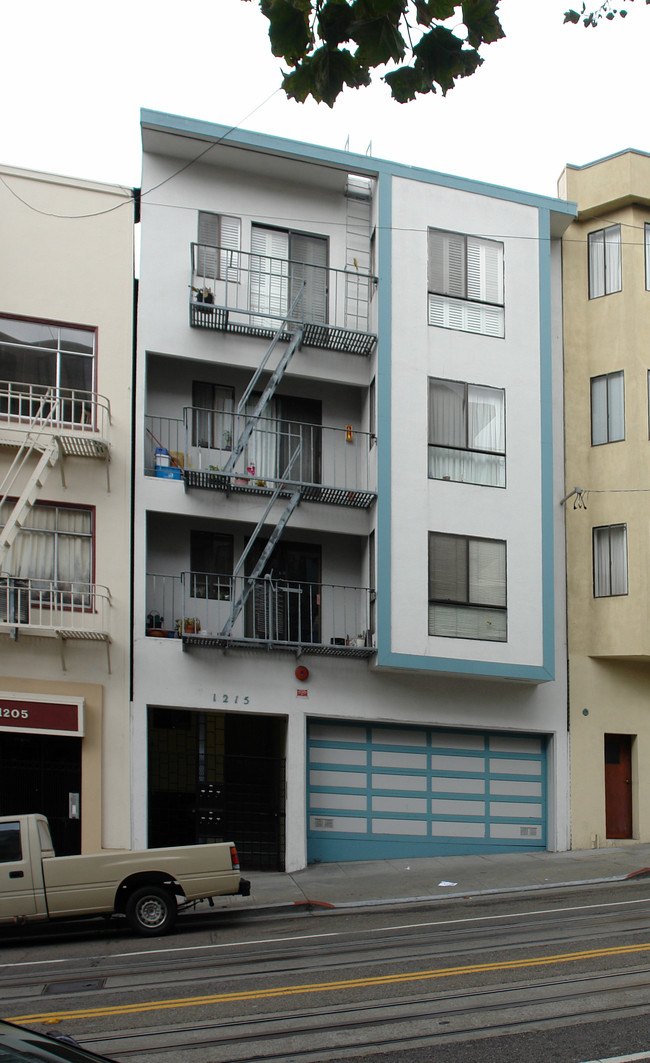 1215 Hyde St in San Francisco, CA - Building Photo - Building Photo