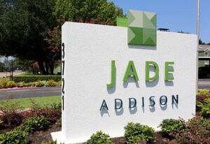 Jade Addison in Addison, TX - Building Photo